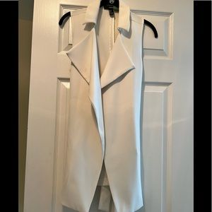 Vest trench in cream